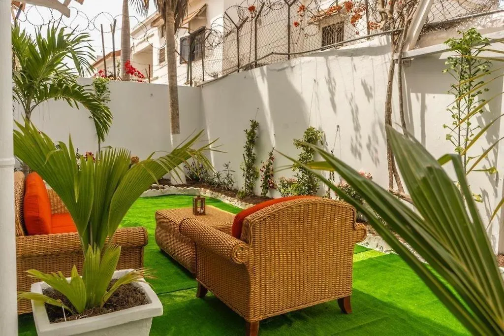 Private Garden Villa Almadies-Ngor 3 Bedrooms Wifi Dakar 0*,